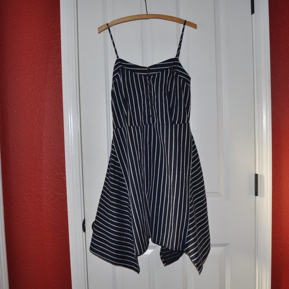 New UNIVERSAL THREAD Striped Asymmetrical Dress B2 - Picture 4 of 8